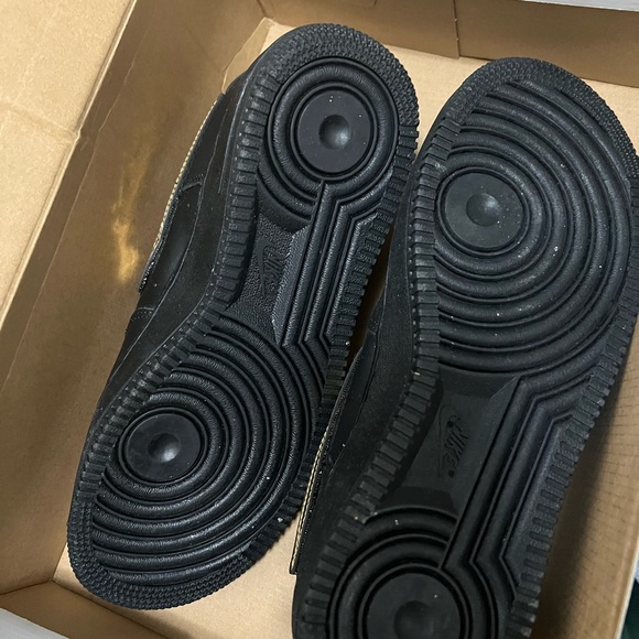 Nike Air Force One - Picture 3 of 6